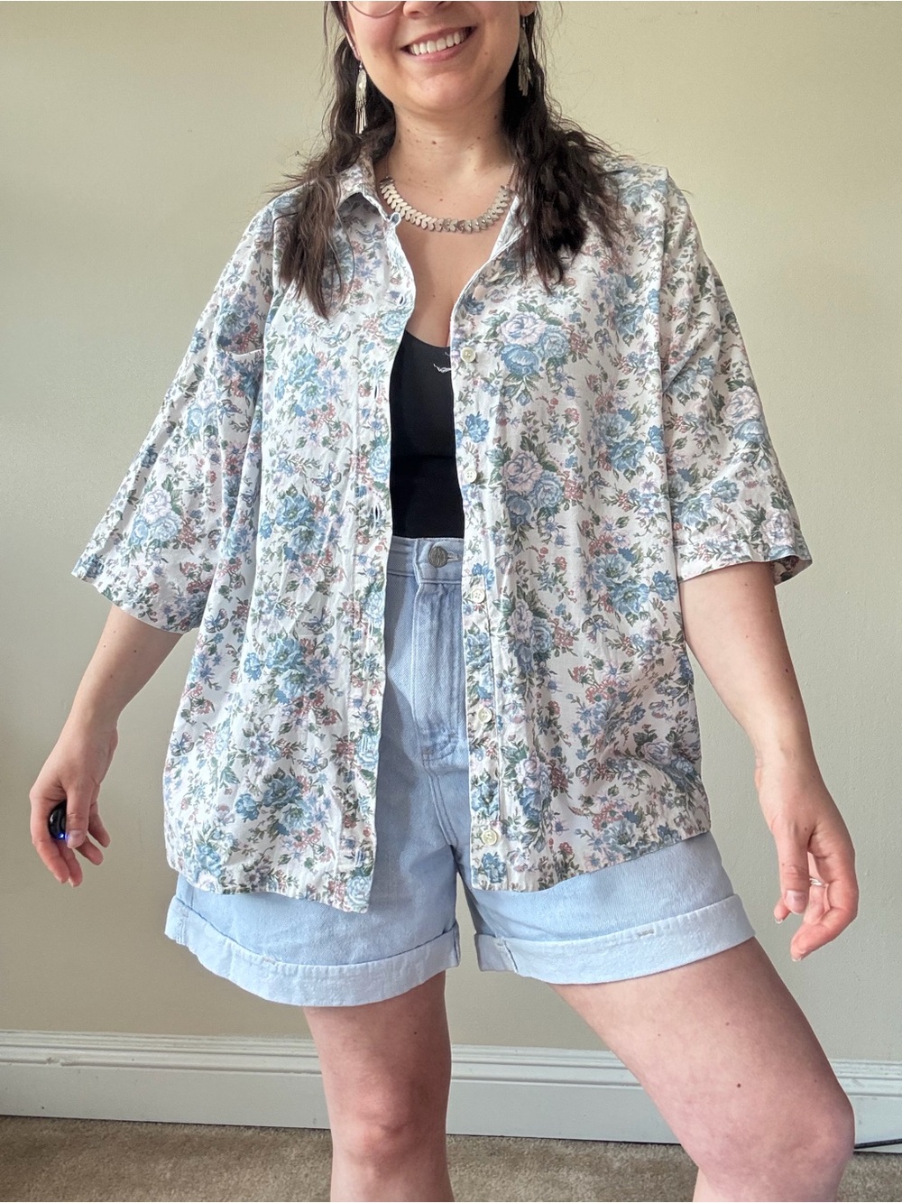 Vintage Victoria Jones Floral Button-Up Short Sleeve Shirt - Blue/White